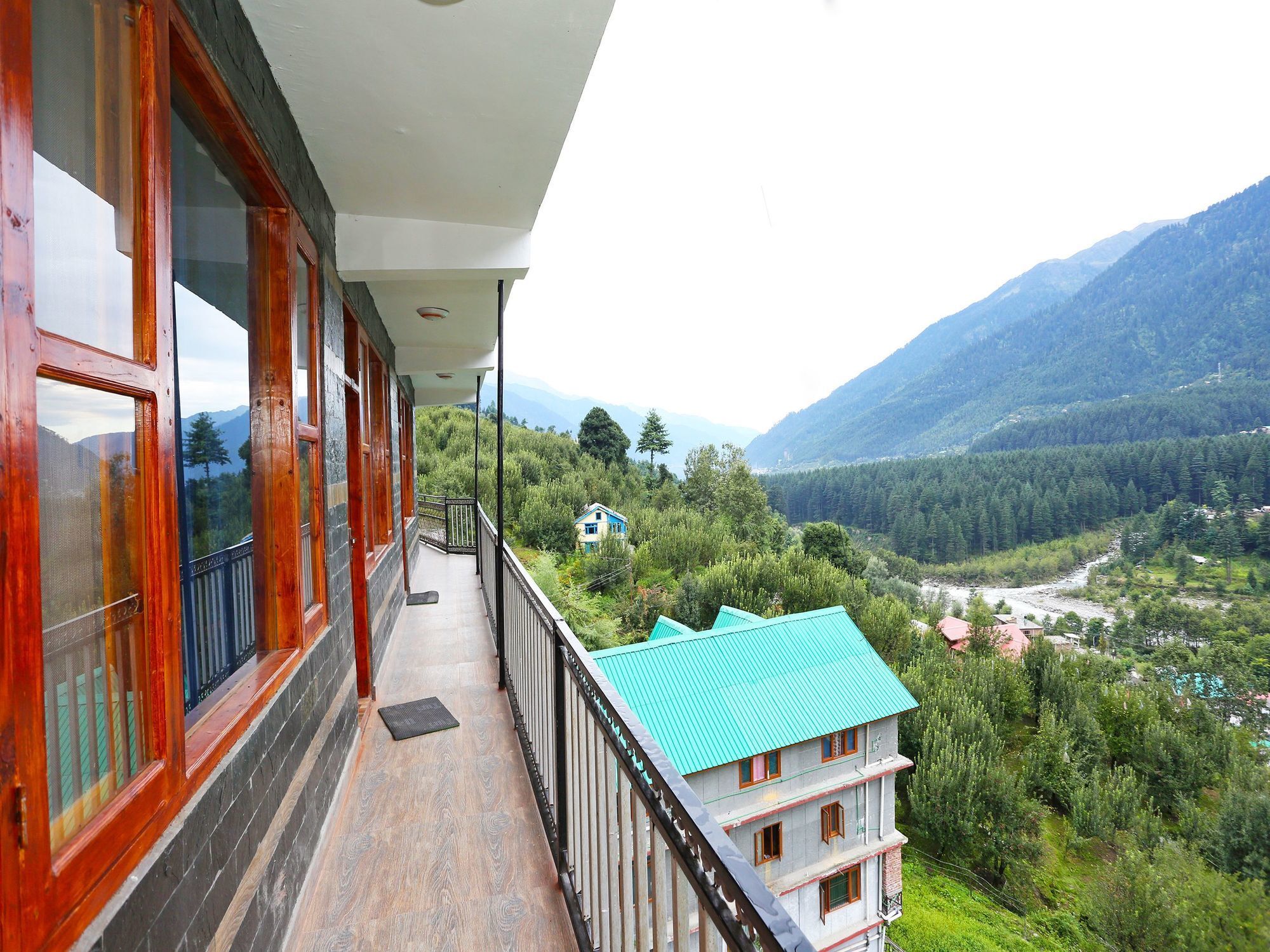 Oyo 9486 Mahadev Cottage Vashist Bagian luar foto